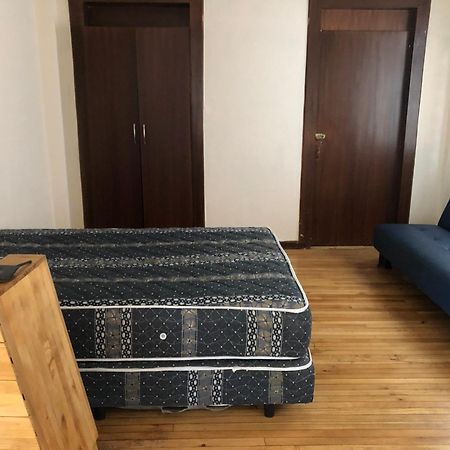 Check Inn Bed And Breakfast Cuenca Quarto foto